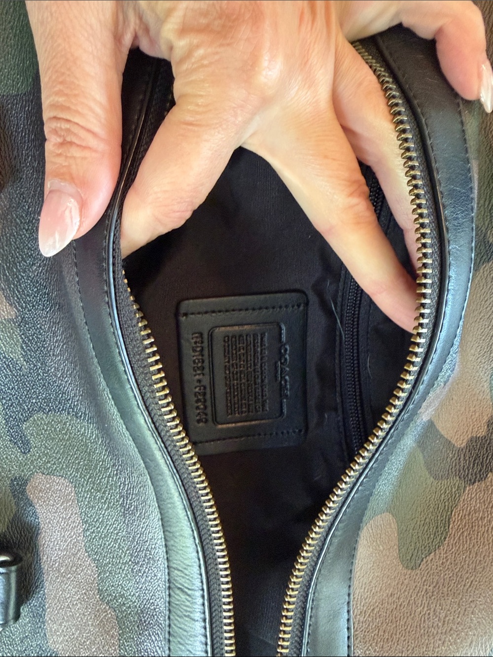 Coach Men’s Camouflage Leather Duffel Bag - Green/Brown/Black - Picture 3 of 4